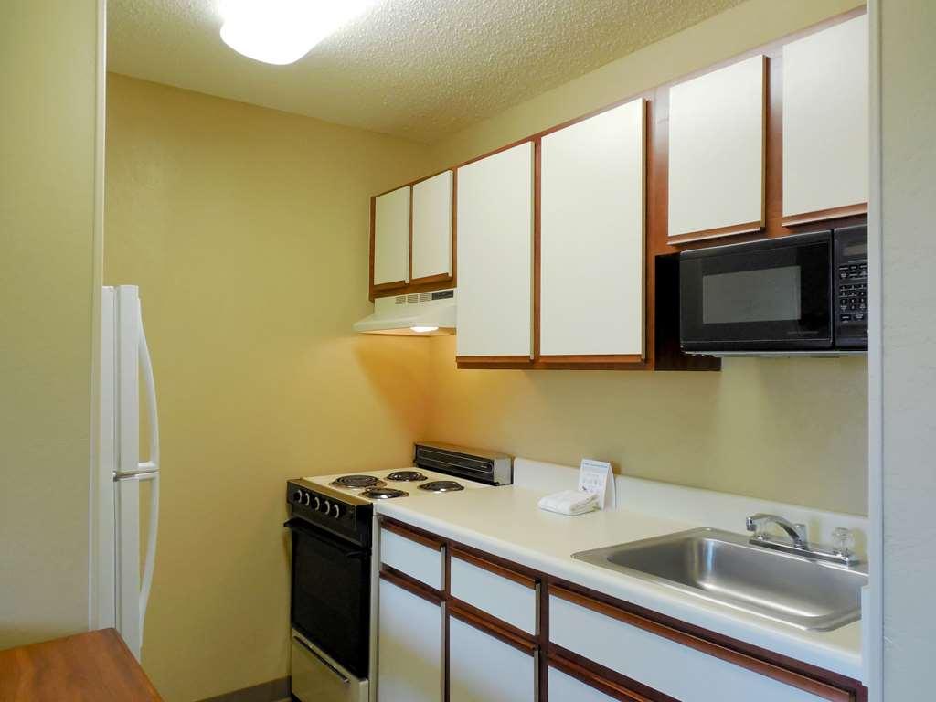 Extended Stay America Suites - Fort Lauderdale - Cypress Creek - Nw 6Th Way الغرفة الصورة