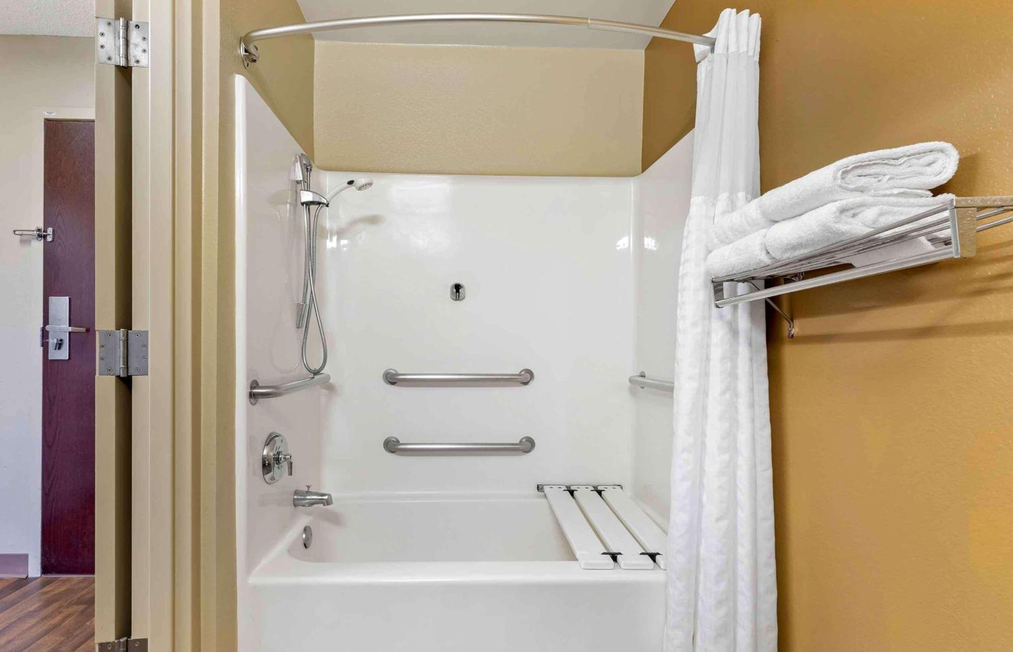 Extended Stay America Suites - Fort Lauderdale - Cypress Creek - Nw 6Th Way المظهر الخارجي الصورة
