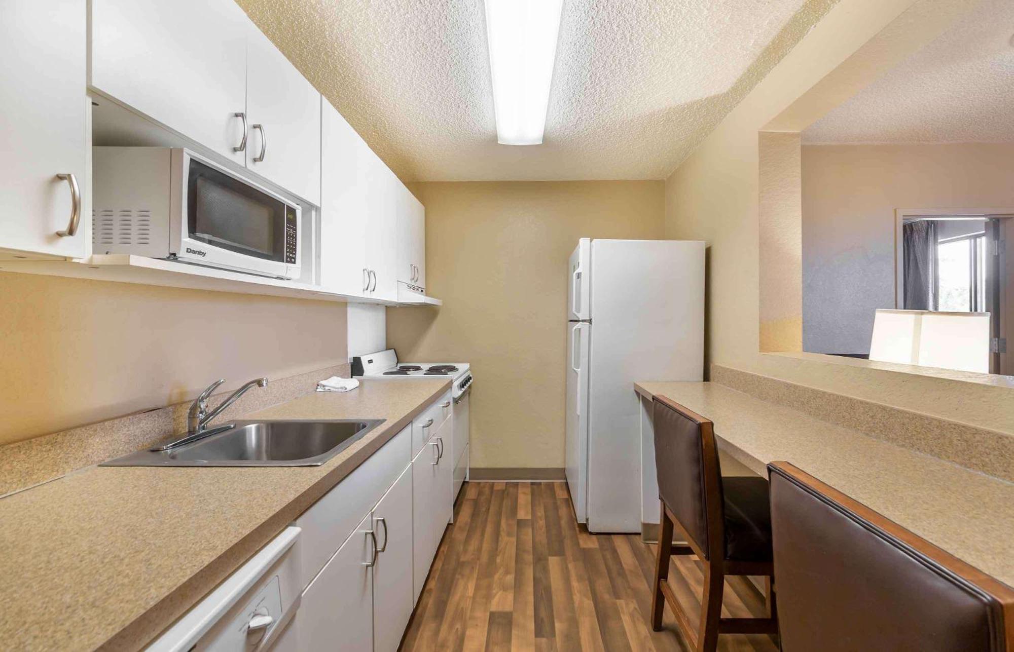 Extended Stay America Suites - Fort Lauderdale - Cypress Creek - Nw 6Th Way المظهر الخارجي الصورة