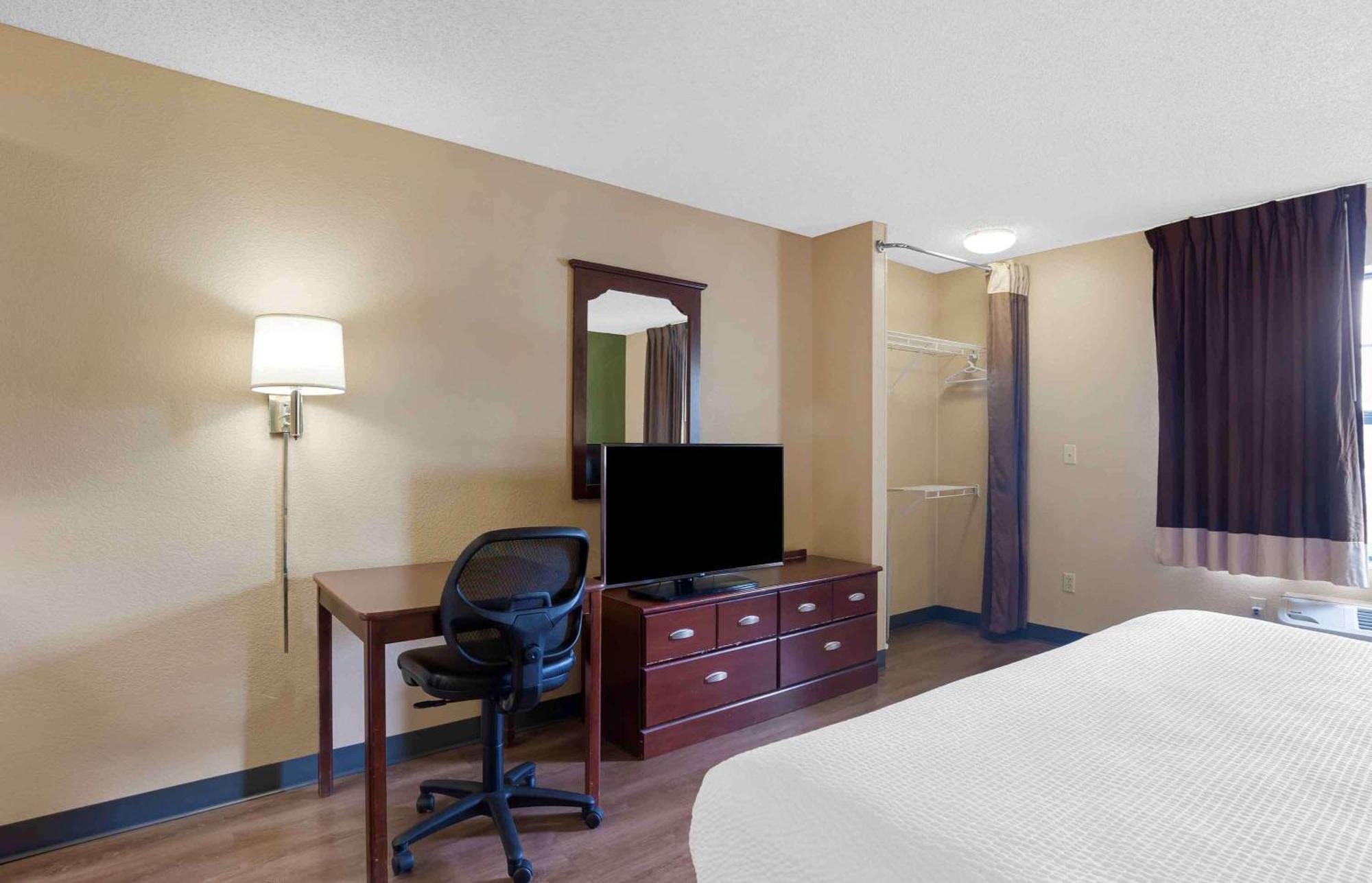 Extended Stay America Suites - Fort Lauderdale - Cypress Creek - Nw 6Th Way المظهر الخارجي الصورة