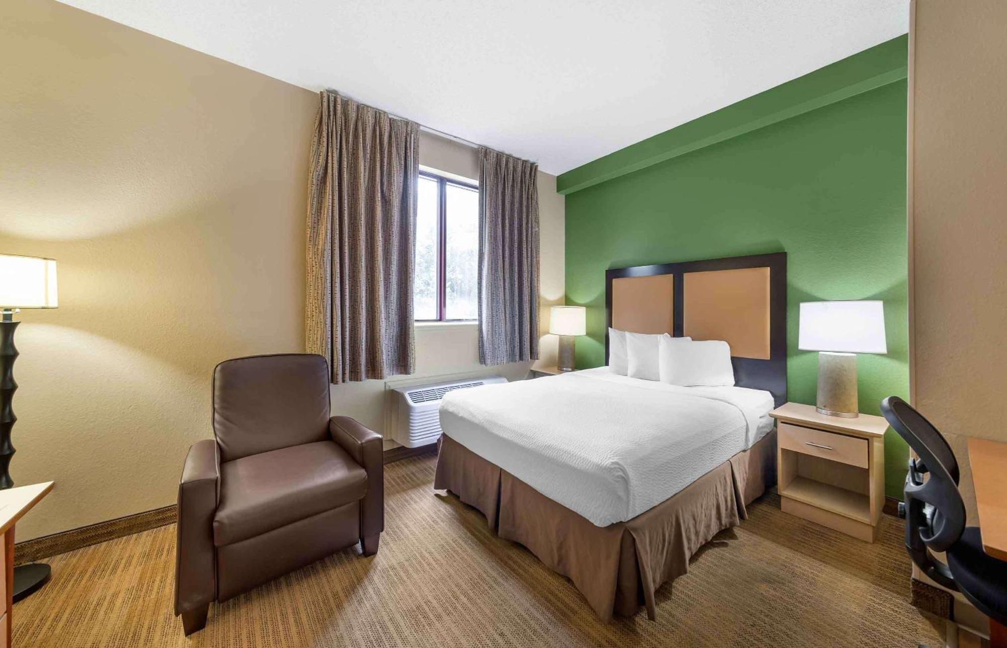 Extended Stay America Suites - Fort Lauderdale - Cypress Creek - Nw 6Th Way المظهر الخارجي الصورة